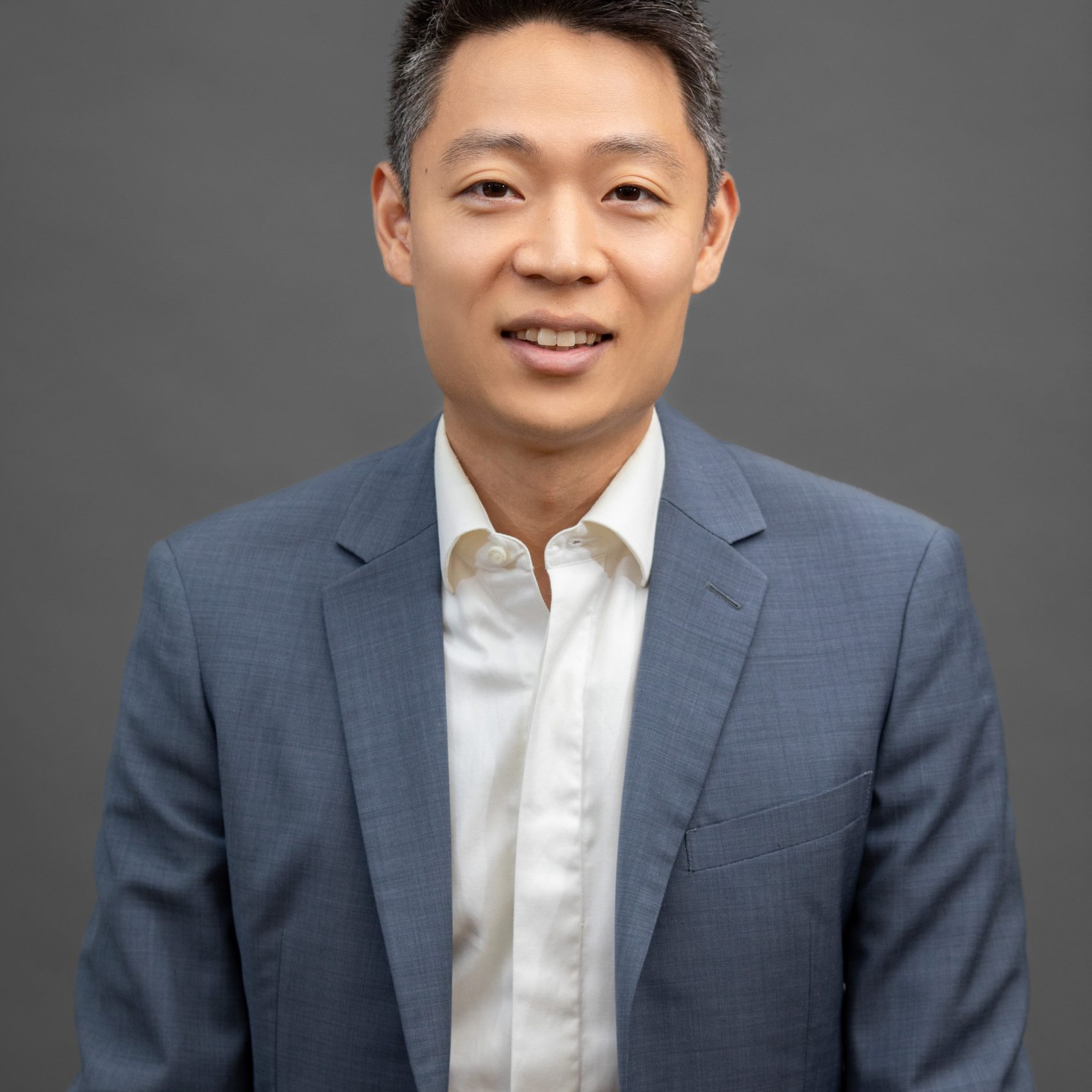 Daniel H Lee